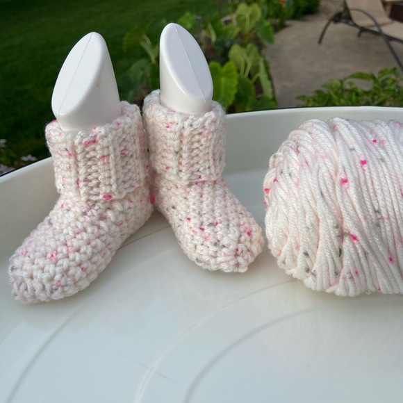Newborn Crushed Raspberry Baby Booties - Picture 5 of 9